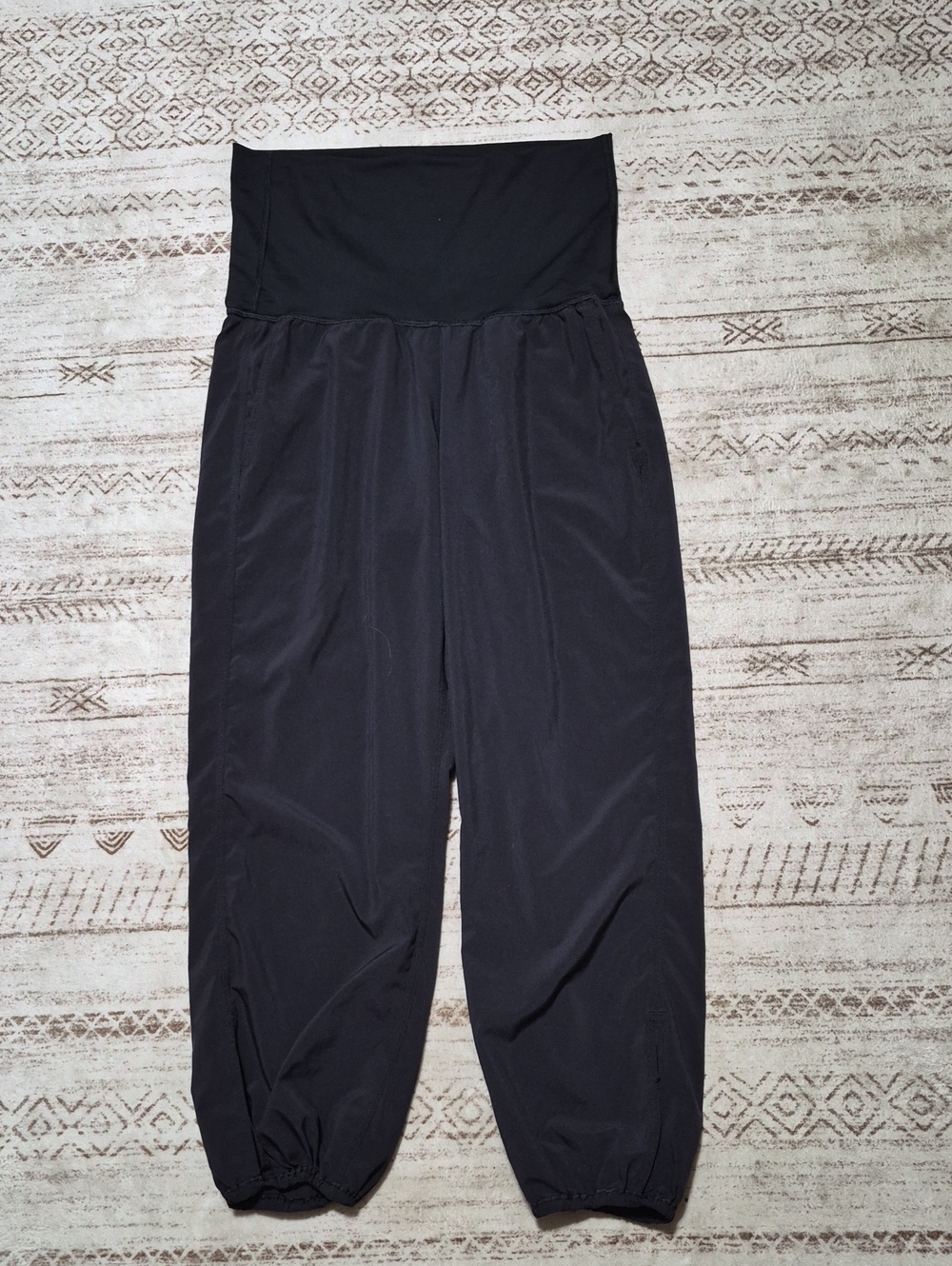 lululemon athletica Black High-Waist Relaxed Track Joggers